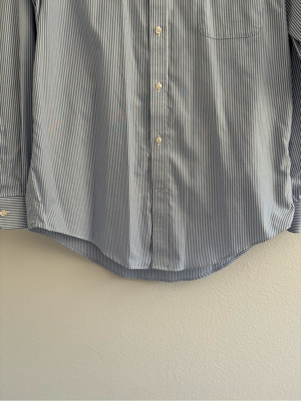 Men’s Lands' End No Iron Oxford Supima Button Down Shirt Blue White Stripe - Picture 8 of 10